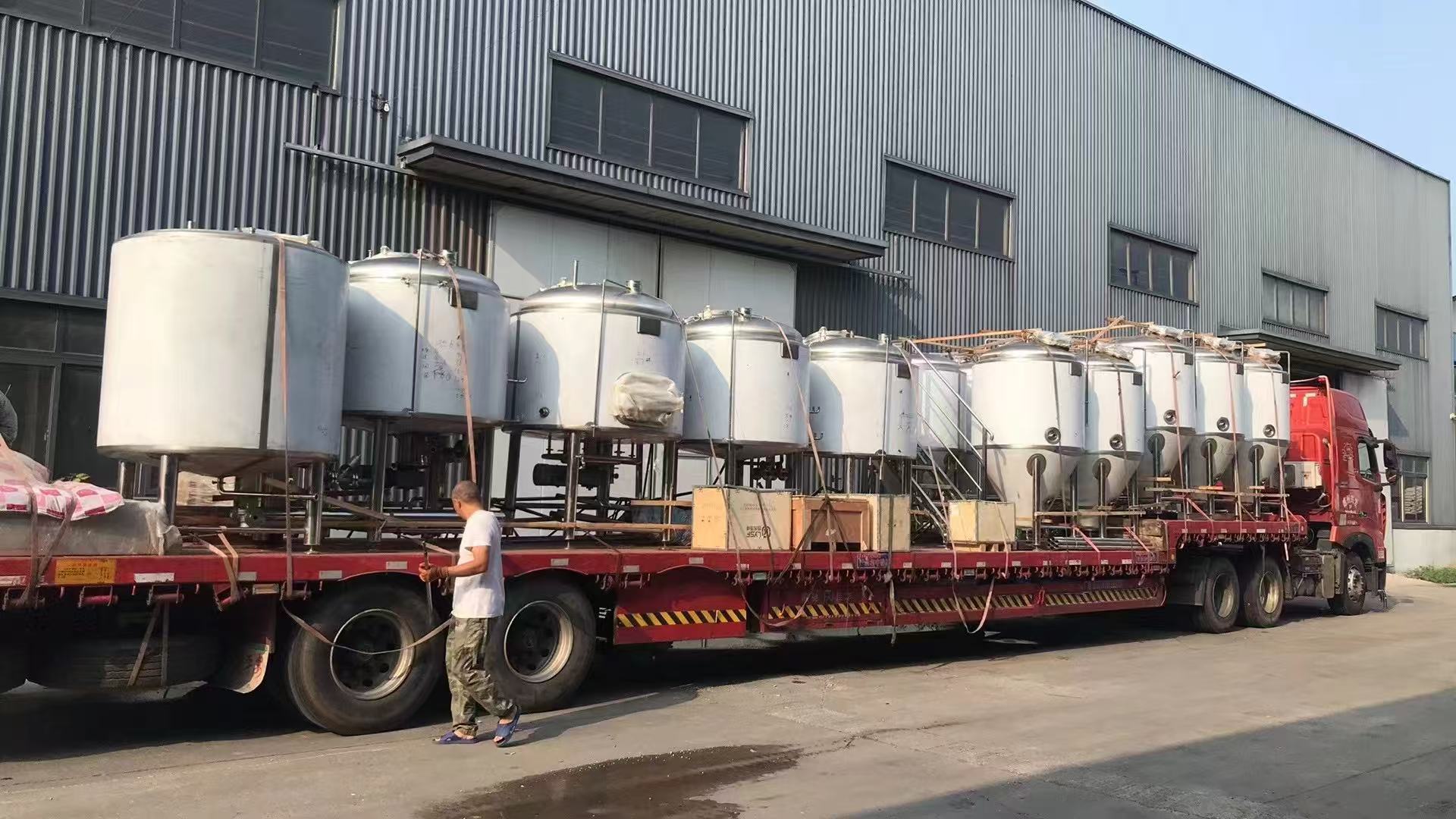 张家界精酿啤酒设备厂—精酿啤酒设备